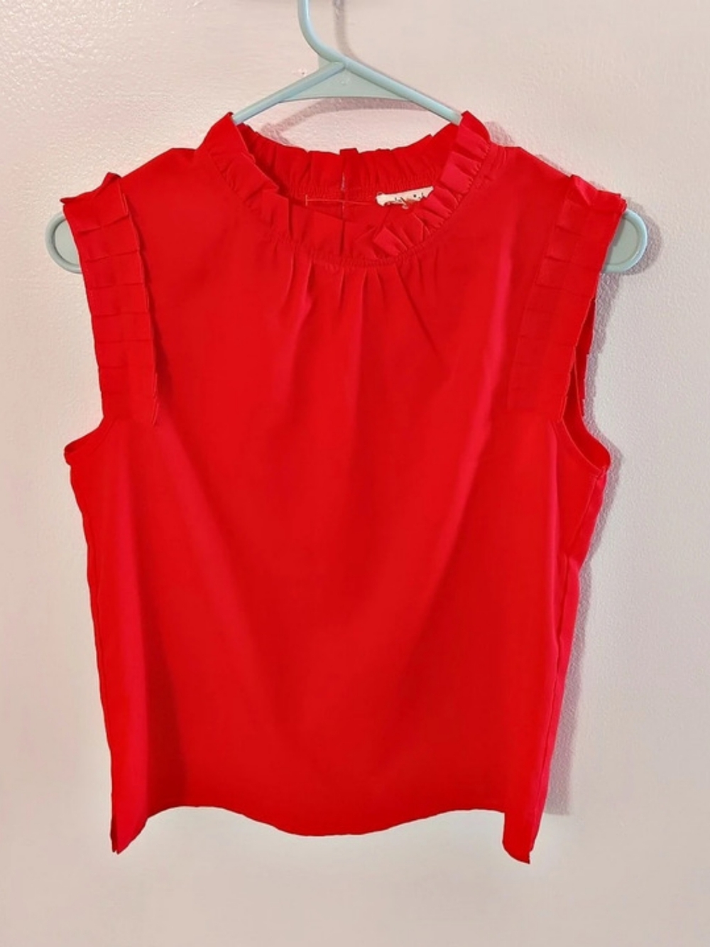 la miel Ruffle Neck Sleeveless Blouse in Orange Size Small New Without The Tags